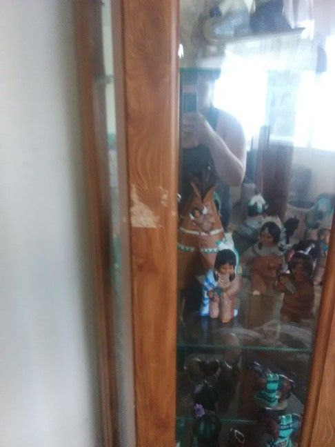 Small corner hutch