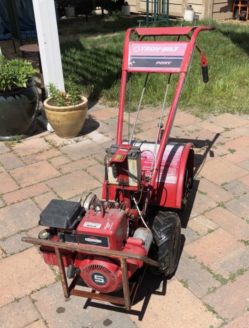 Troy Bilt Rototiller 5 Horse