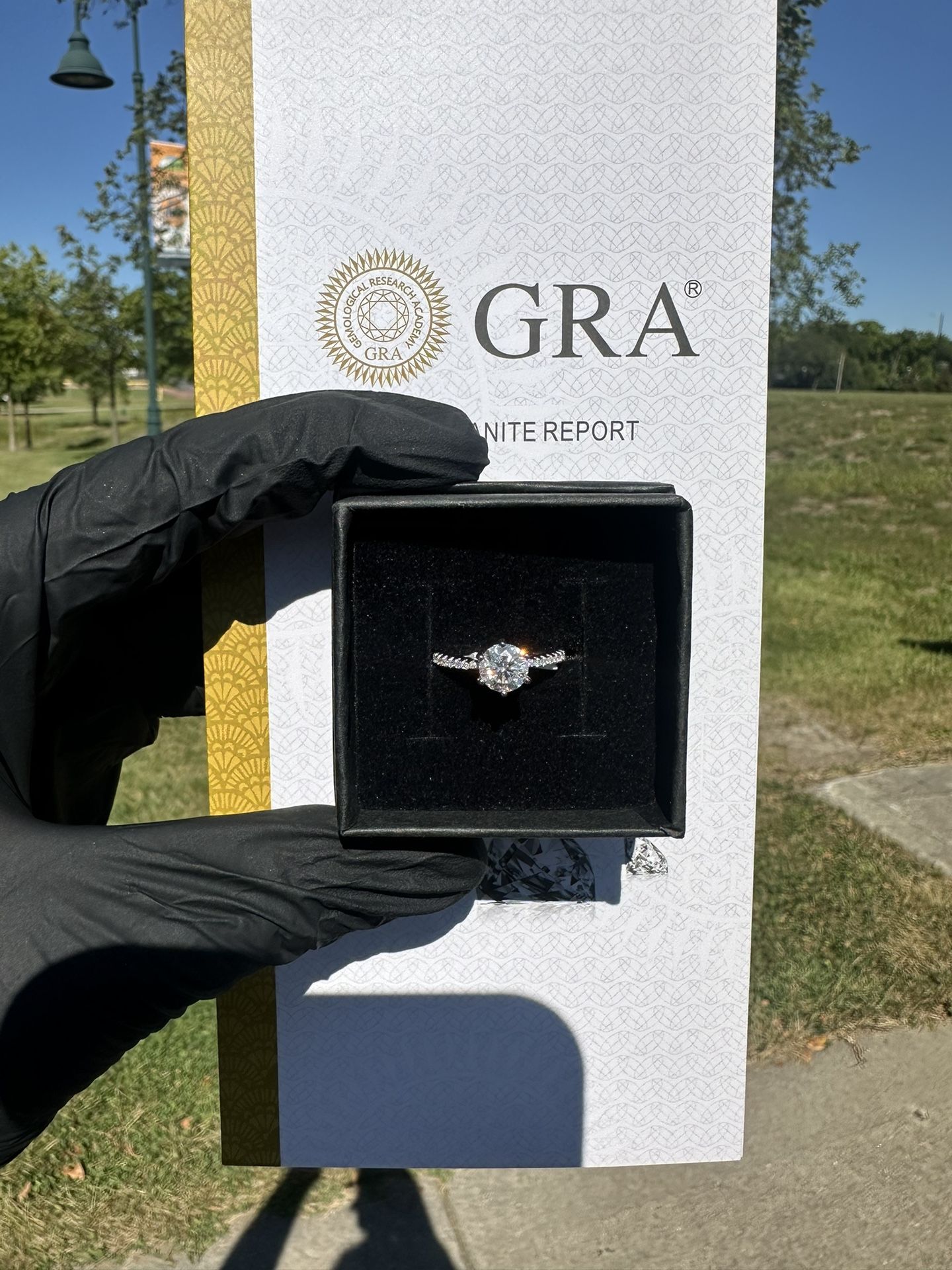 NEW! ‘Radiant Solitare’ Moissanite Diamond Engagement Ring (Pass Tester) SIZE 5,6,7,8,9