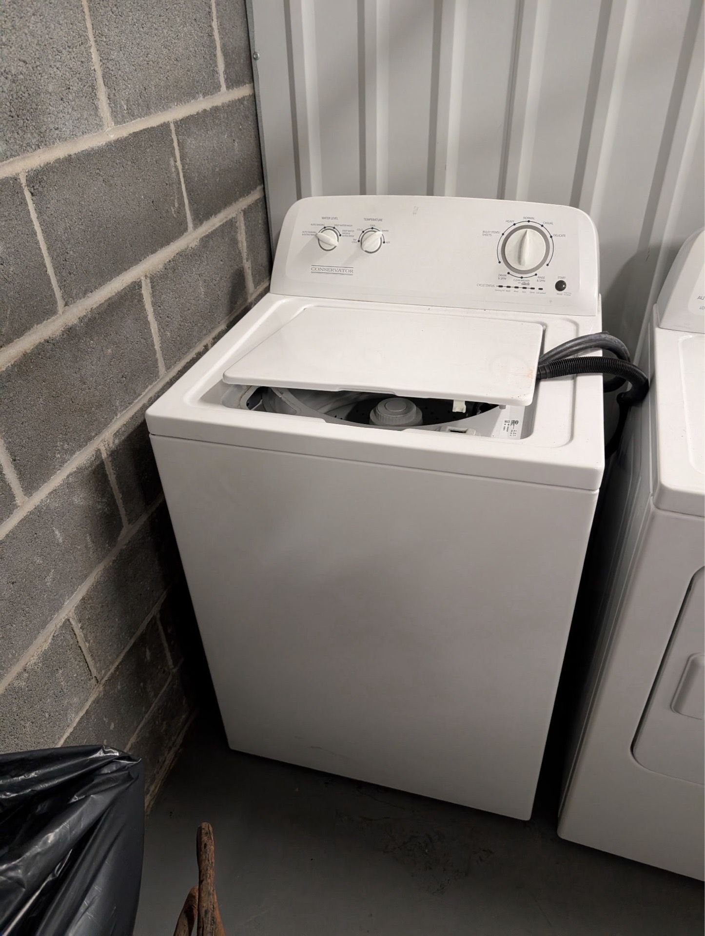 Conservator Top Load Washing Machine – 3.5 Cu Ft – Excellent Working Condition