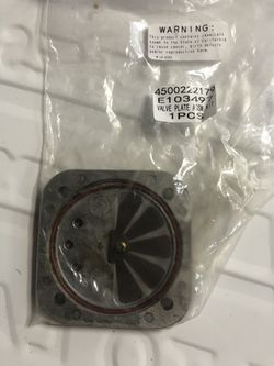 Compressor valve plate