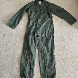 New CWU-27/P Flight Suit Coveralls Sage Green 44 Regular 44R