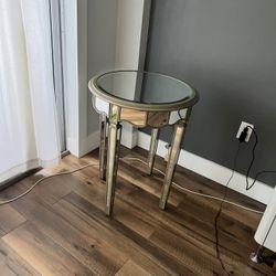 Mirrored Side Table 