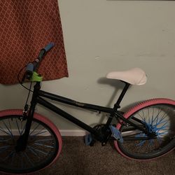 Selling Street Bmx Bike I’m Just Tryna Make Some Money Please Buy
