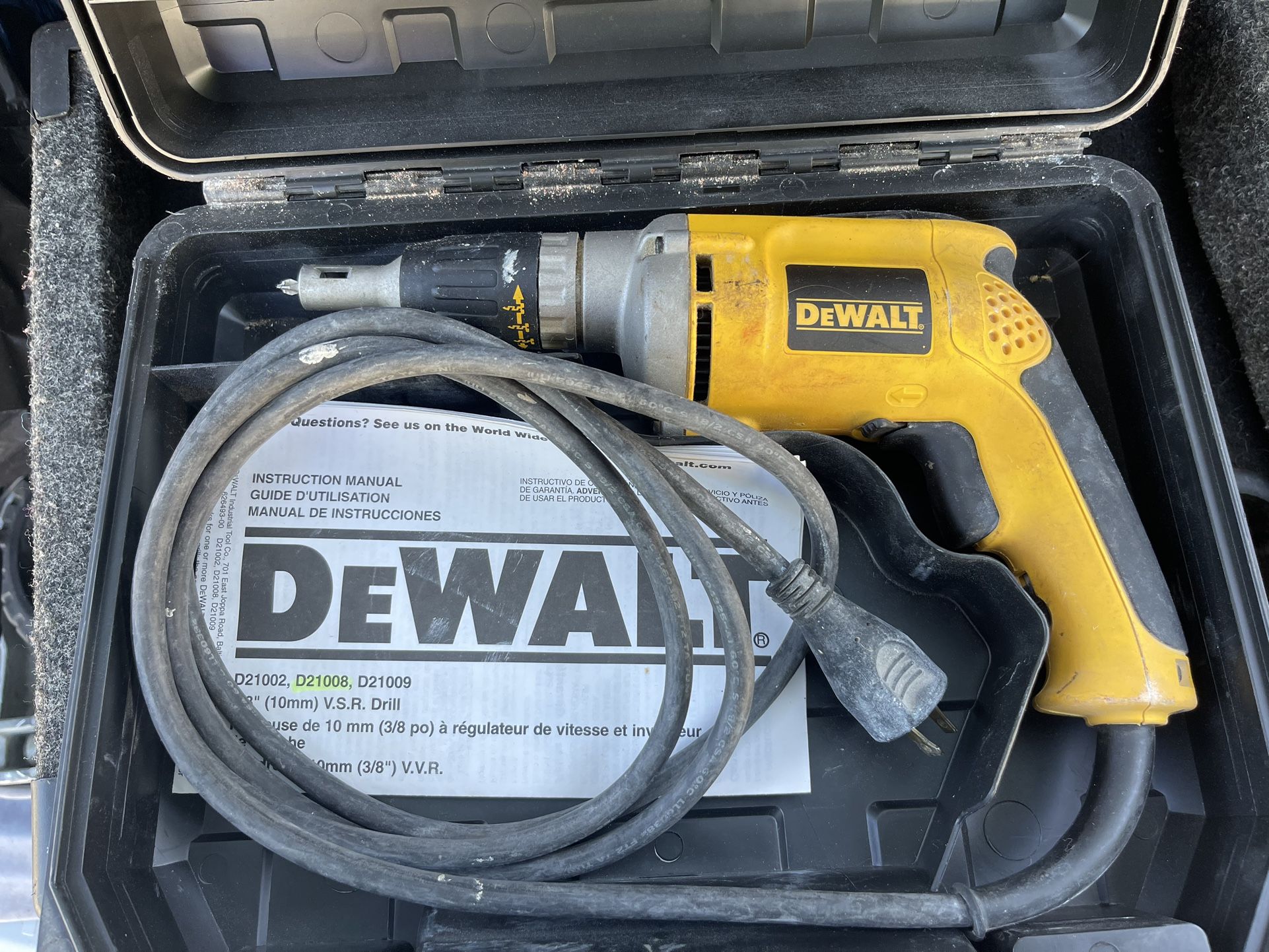 Dewalt DW272 VSR Drywall VSR Screwdriver Corded Screwgun With Case