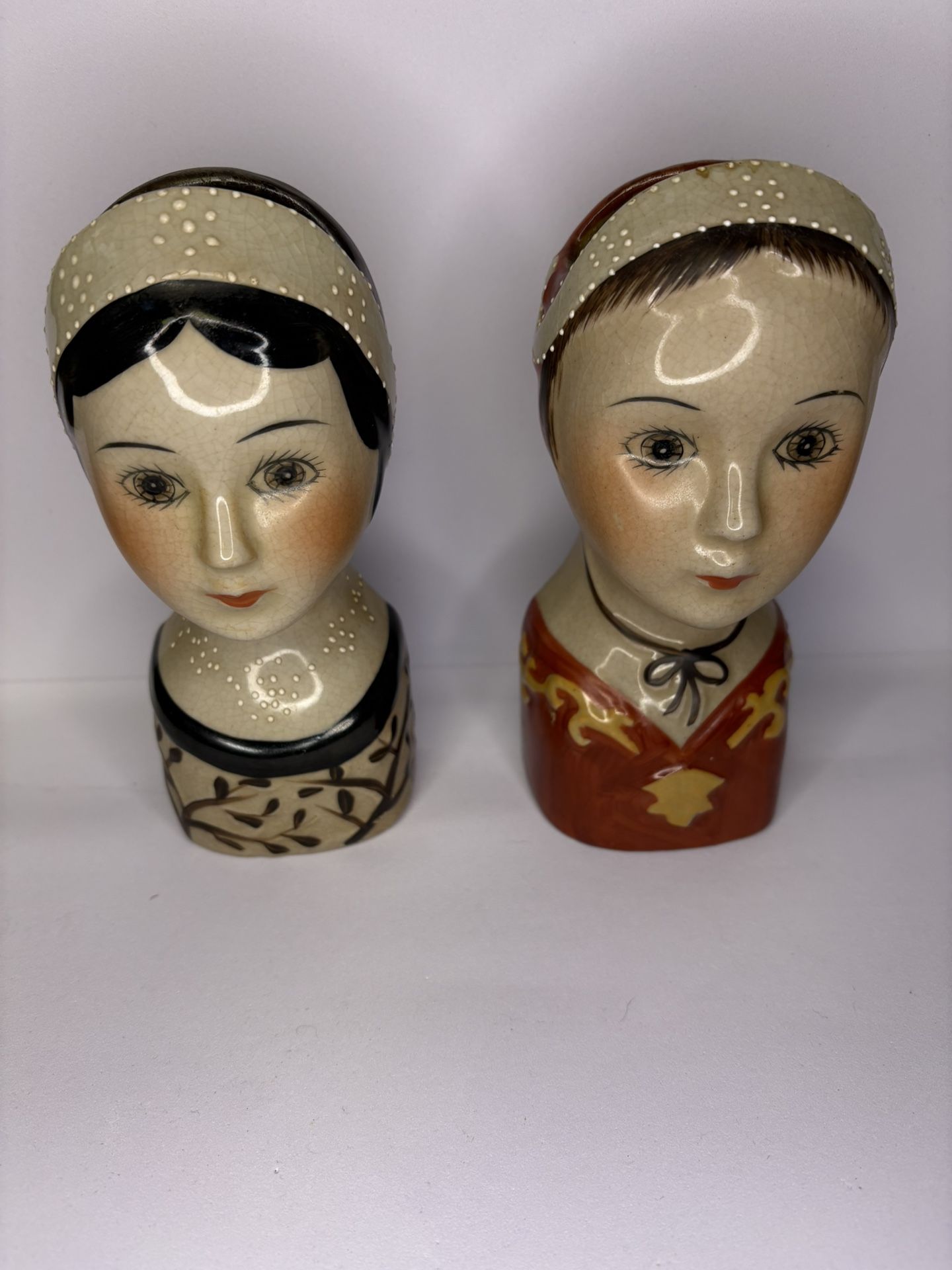 Vtg DUTCH Women Face Head Wall Pocket Vase Flower Vase Hand Painted 2 Vases