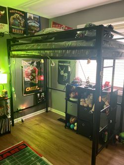 Loft black bed