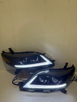Toyota Sienna 2011-2020 Headlights