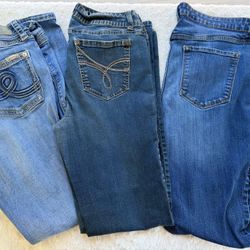 Jeans Bundle Size 32 For Women $10 For All Them