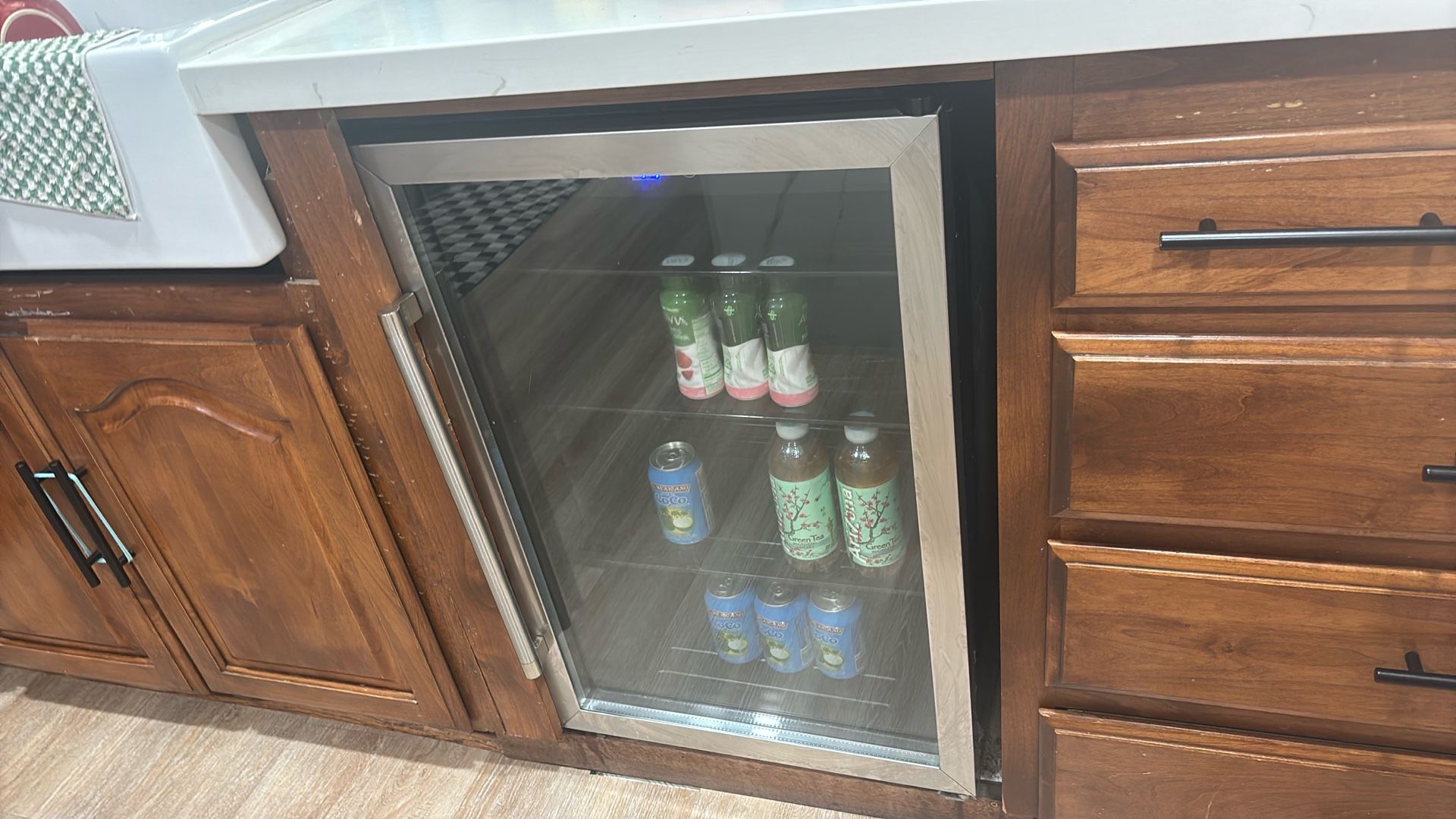 Mini fridge
