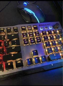 Vulcan 121 AIMO Gaming keyboard 