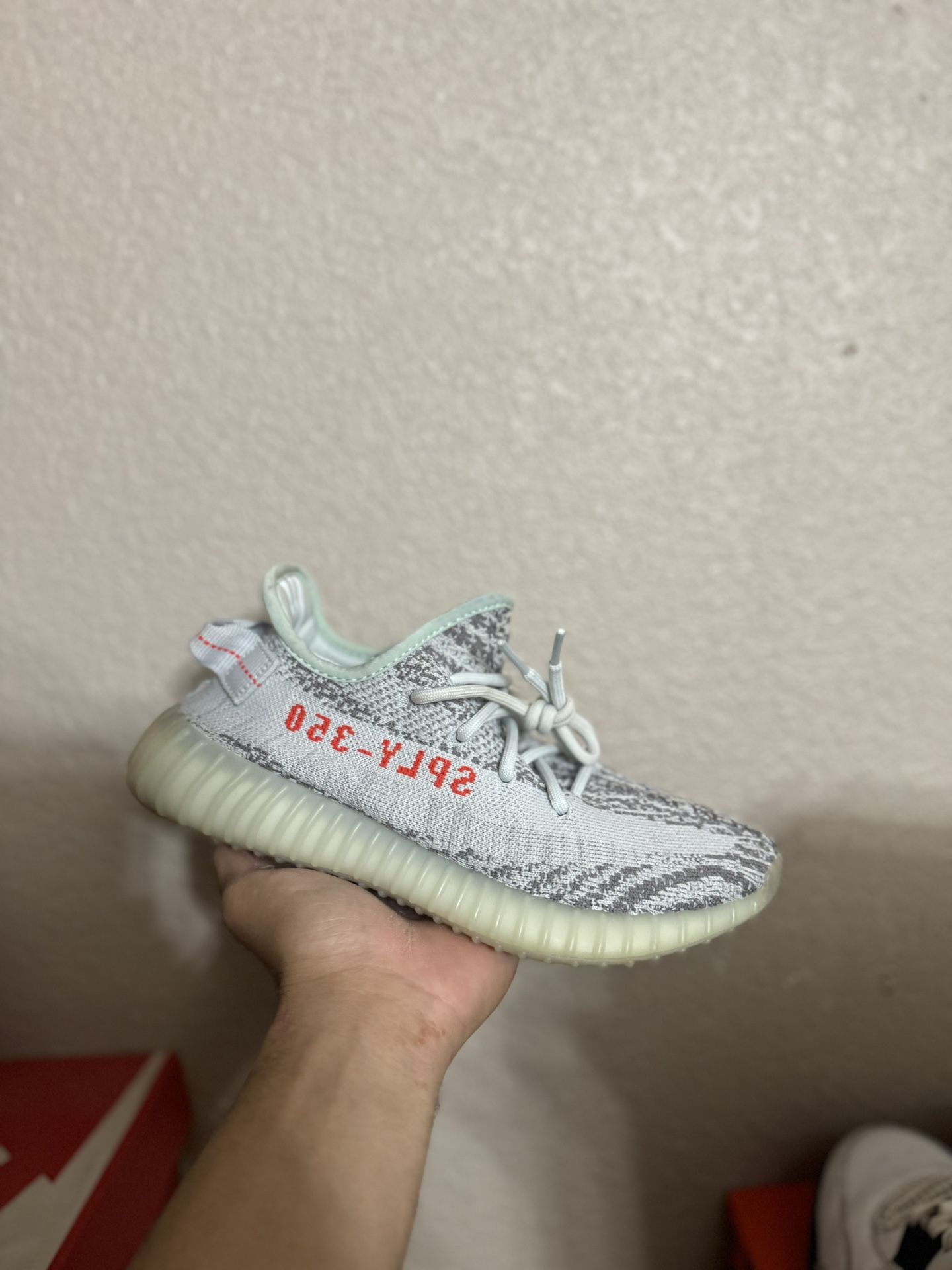 Adidas Yeezy 350 Blue Tint size 5 VNDS