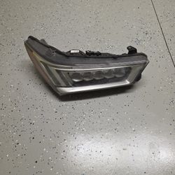 Aacura MDX 2019 Pasenger Side Headlights