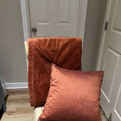 Pillow & Throw  Blanket 