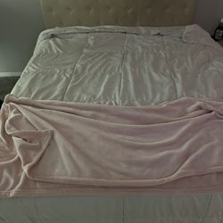 Queen size Bed With Attachable Headboard 