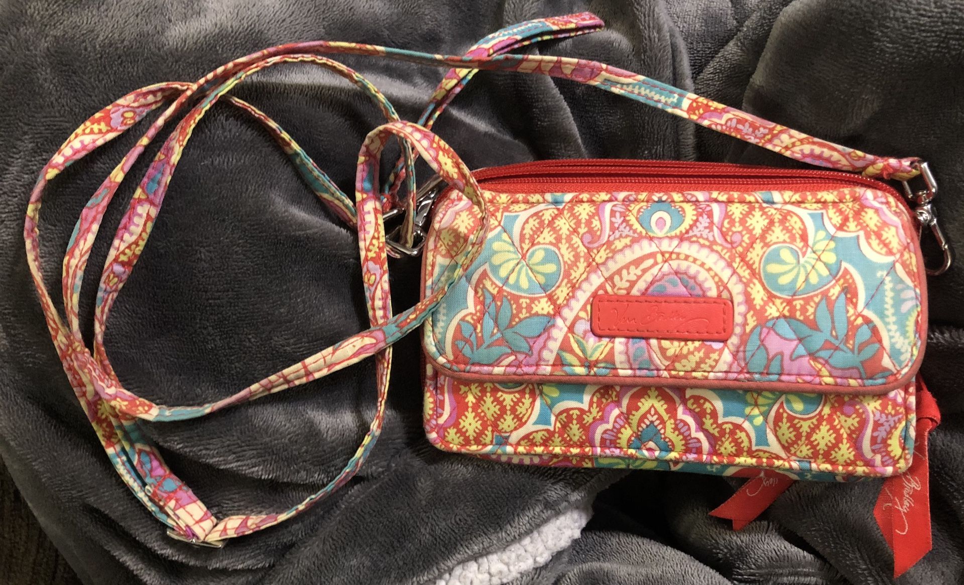 VERA BRADLEY PRETTY IN PAISLEY CROSSBODY WALLET