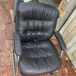 Black Leather Chair 