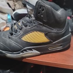 Air Jordan 5 Retro – Black/Gold – Size 10 (No Box)