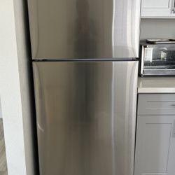 Samsung 15.6 cu. ft. Top Freezer Refrigerator with All-Around Cooling in Stainless Steel
