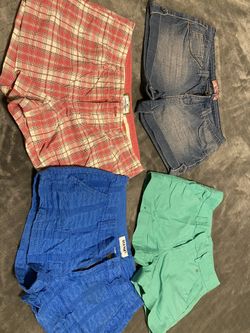 CK,American Eagle, Old Navy shorts