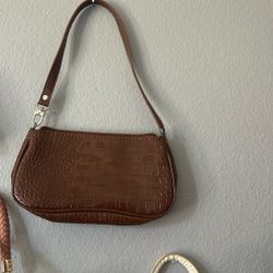 shoulder bag