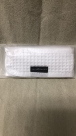 Bare Minerals head band