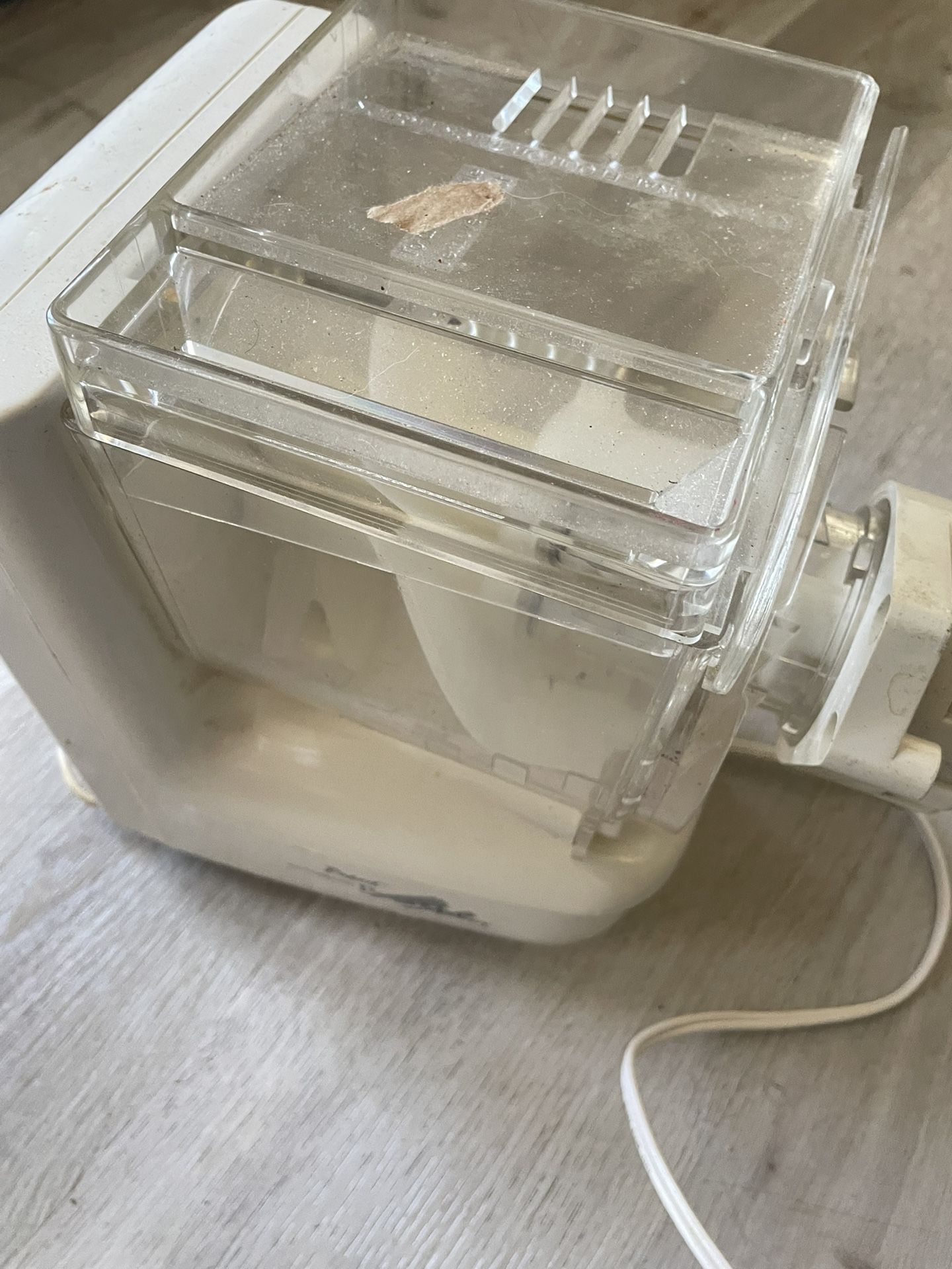 Fresh Pasta Maker Maker With All The Fittings
