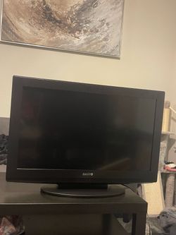 30 Inch Sanyo TV