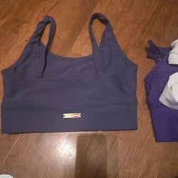 Sports bra