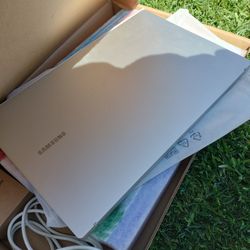 Samsung Galaxy Book 15/750TDA-XD1us 2022