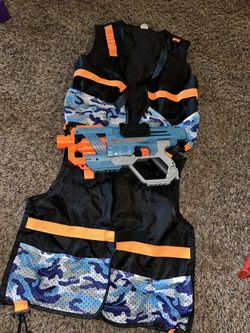 2 Nerf Gun Vests And Nerf Gun 