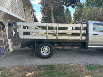 Flatbed removable aluminum side gates