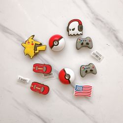 Crocs Shoe Charms Lot – Pikachu, Pokéball, Controller, Flag & More (9 pcs)