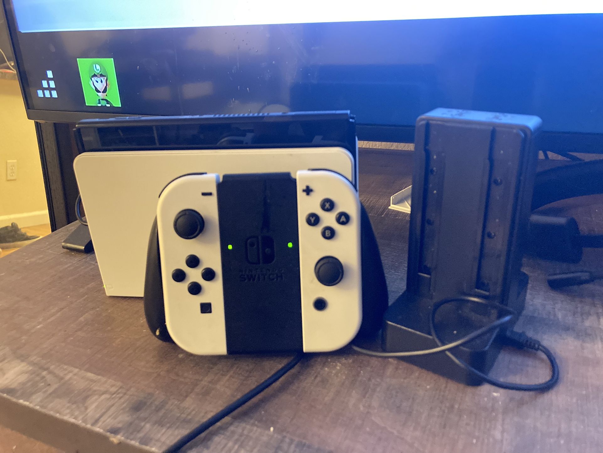 Modded Nintendo Switch Oled 1400+ Games 500gb