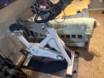 MYX Fitness Indoor Cycling Bike