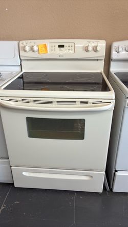 Nice Kenmore electric stove