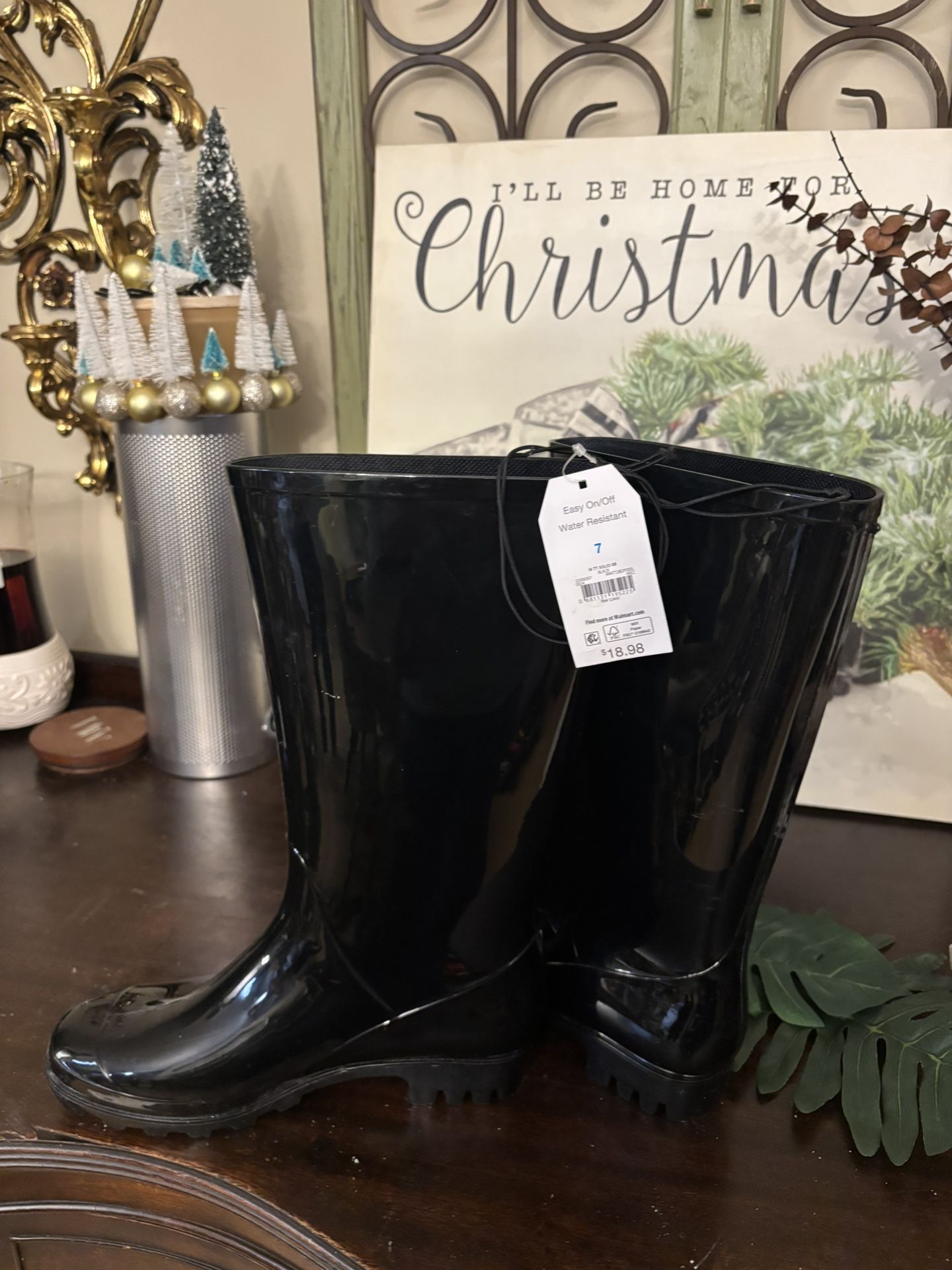 Water 💦 Boots 👢 