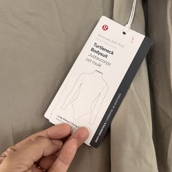 Lululemon Turtle Neck Bodysuit 