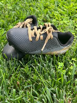 9C soccer cleats