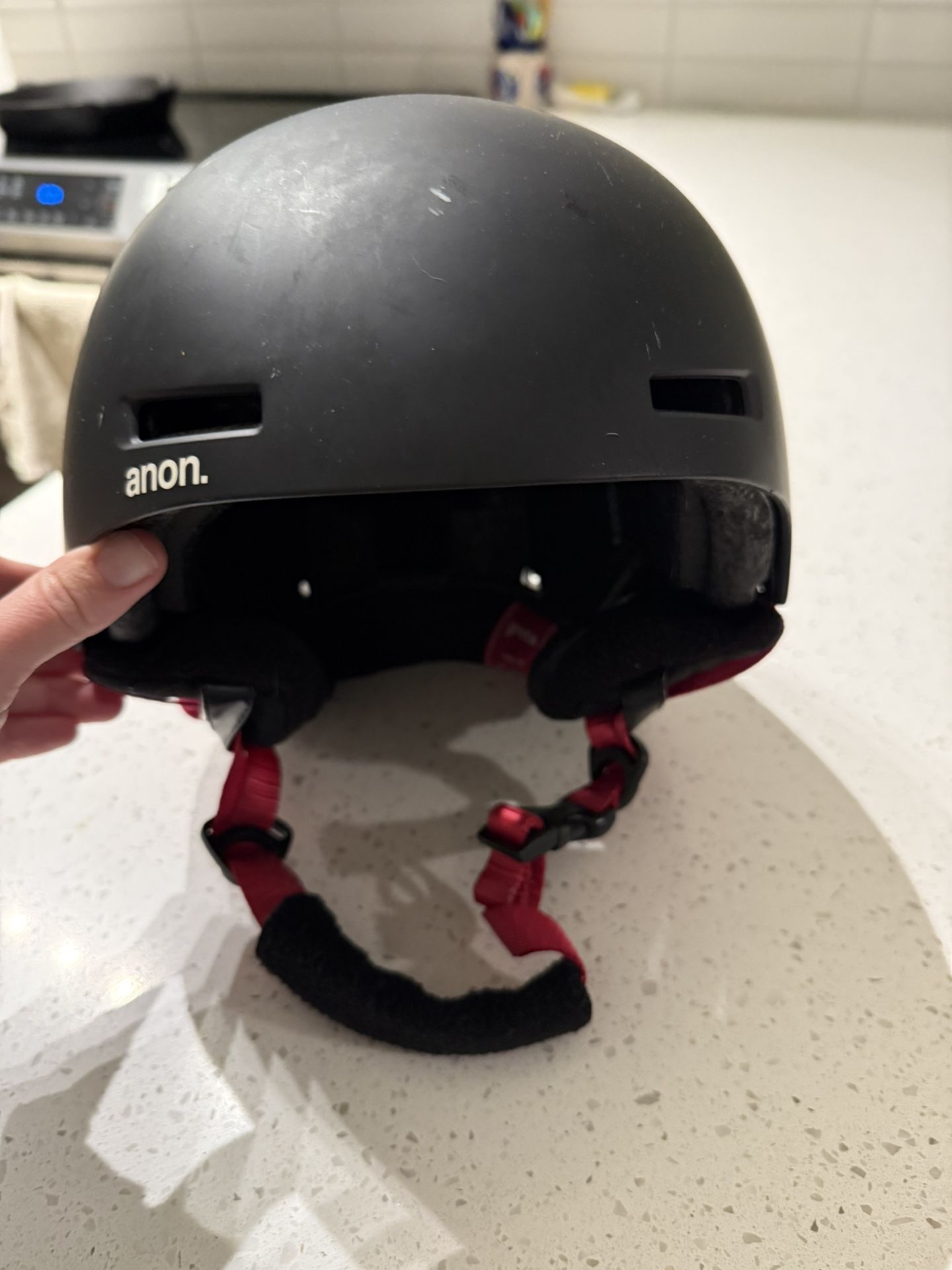 Ski/snowboard Helmet