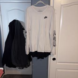 Nike Long Sleeve Bottom Mesh T-Shirt