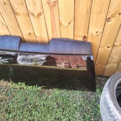 2006 Chevy/Gmc Suburban/Yukon Tailgate Door Glass 