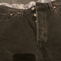 2 Pair Of  Women Levi’s 501 Jean Shorts Size 28