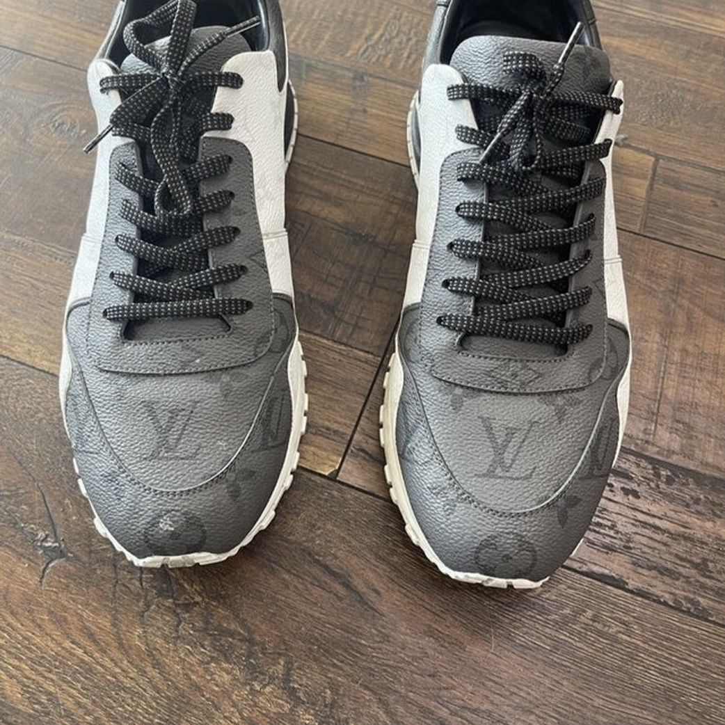 Louis Vuitton Sneakers Brand New for Sale in Troy, MI - OfferUp