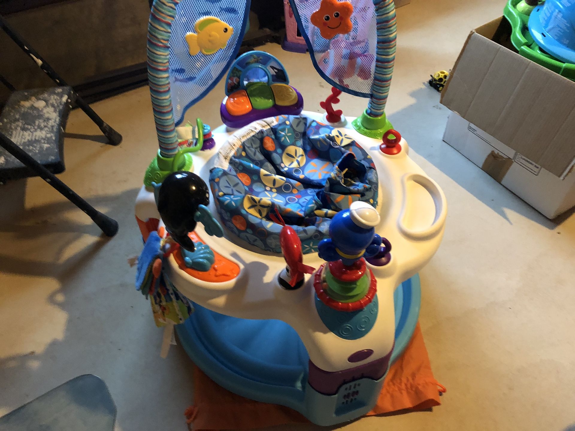 Baby Einstein Baby Neptune Activity Center