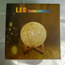 Color-Changing LED Rattan Table Lamp w/ Remote – Cozy Decorative Night Light