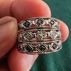 Real White And Blue Diamonds Ring