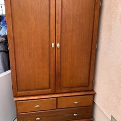 Wood Dresser