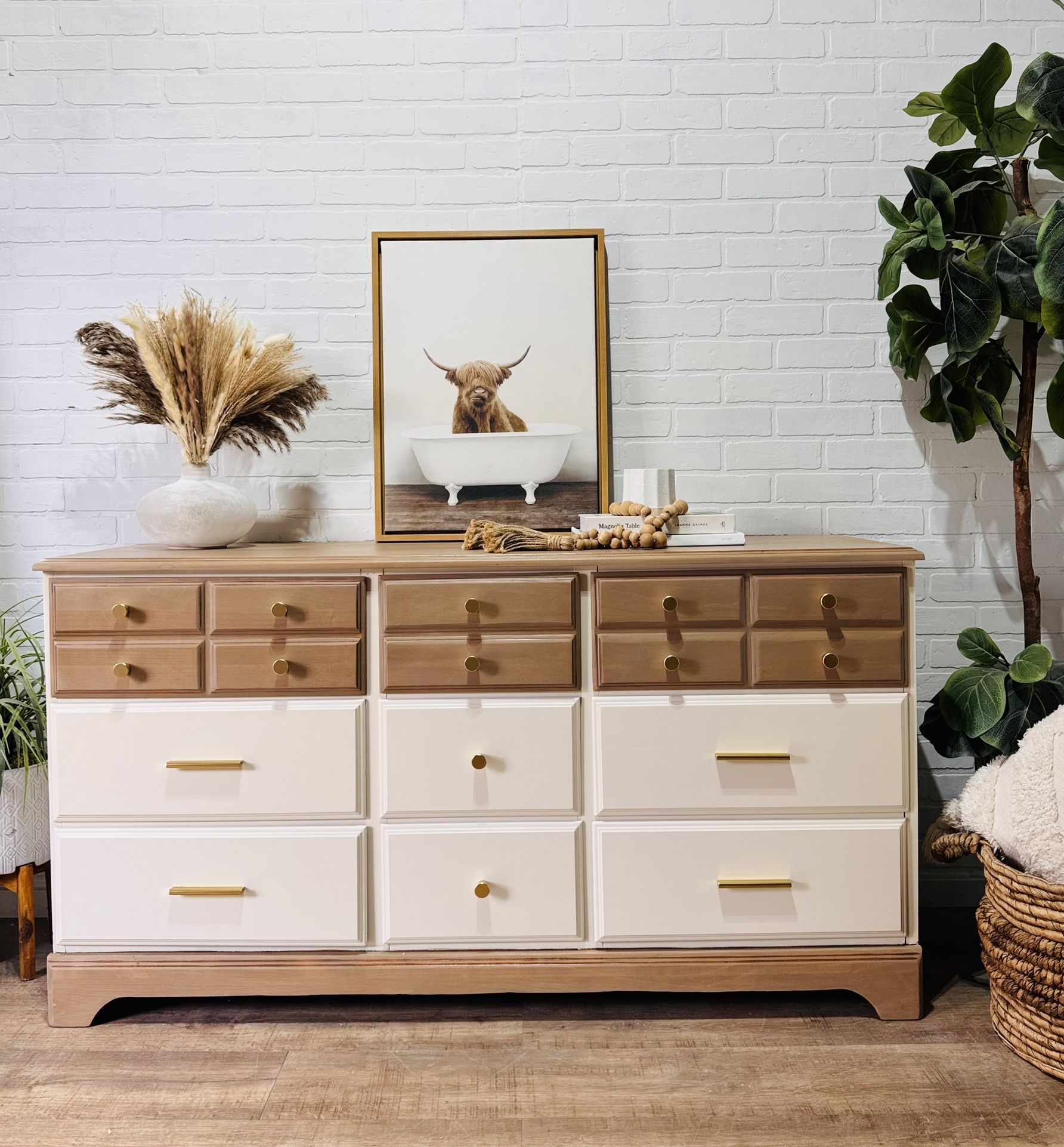 Vintage Solid Wood Dresser 9 Drawer Antique white