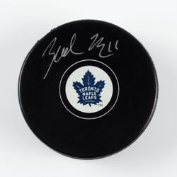 Zach Hyman Signed Zach Hyman Signed Toronto Maple Leafs Logo Hockey Puck – Fanatics COA – NHL Auto